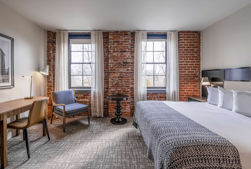 The Wilbur Lititz Tapestry Collection by Hilton - photo 29