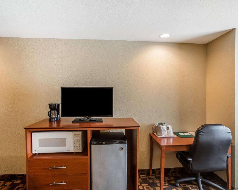 Quality Inn & Suites Mt. Juliet - photo 38