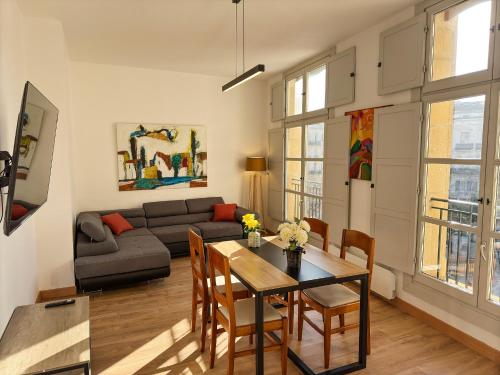 Place de la Mairie Art Apparts in Beziers, France