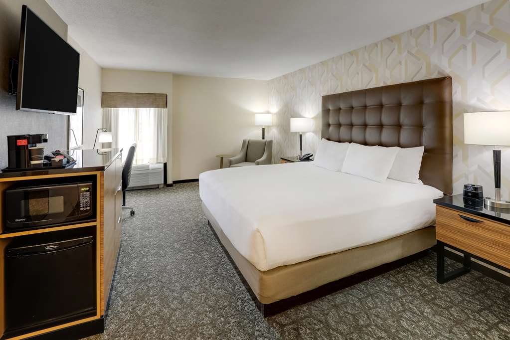 Drury Inn & Suites Birmingham Lakeshore Drive - photo 18