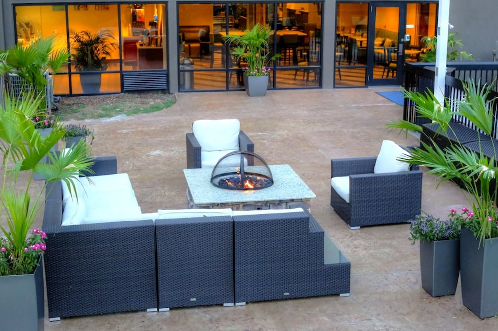 Holiday Inn Express Hotel & Suites Blythewood by IHG - photo 26