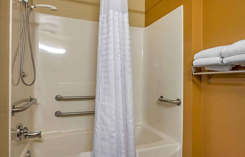 Extended Stay America Suites Champaign Urbana - photo 25