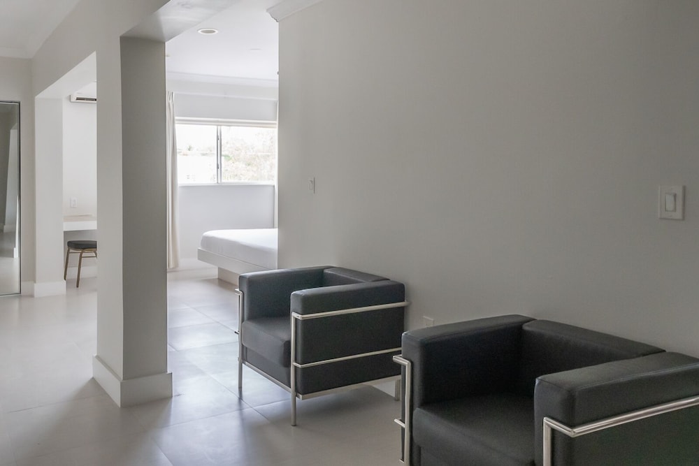 The Biscayne Hotel - photo 22