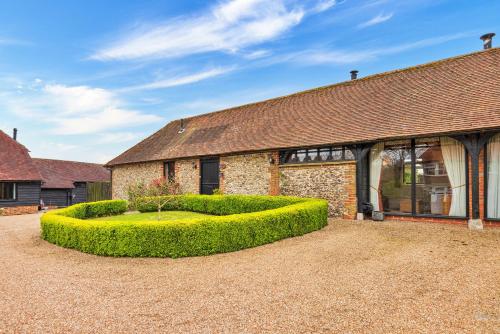 Finest Retreats Flint Barn — Faversham
