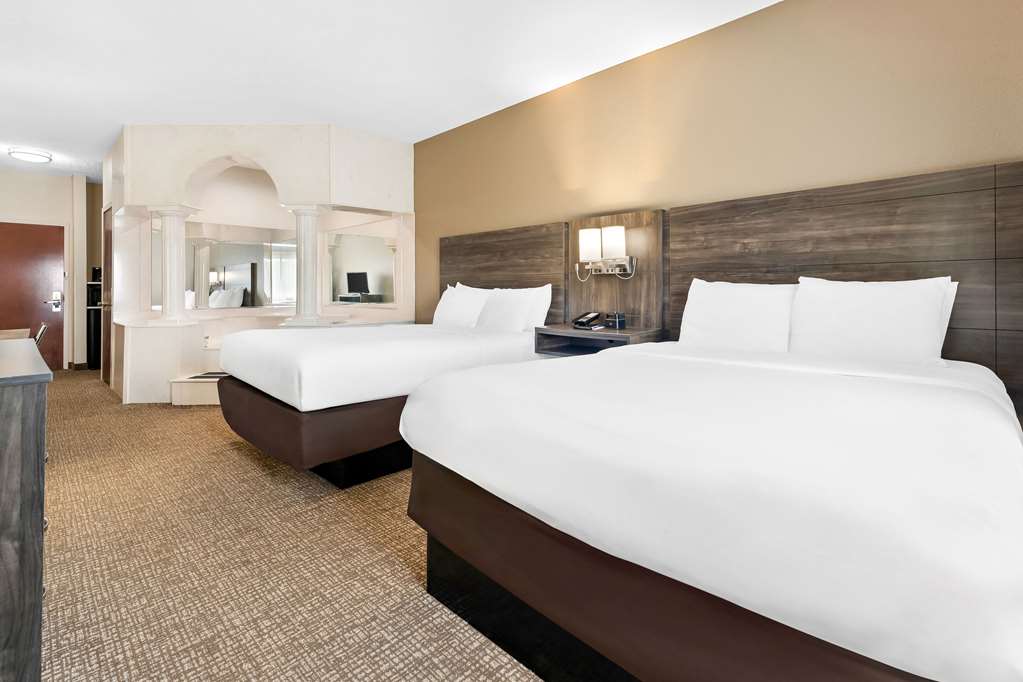 Comfort Suites near Robins Air Force Base - photo 9