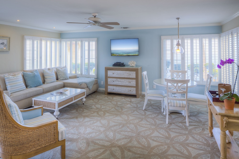 Scripps Inn La Jolla Cove - photo 12