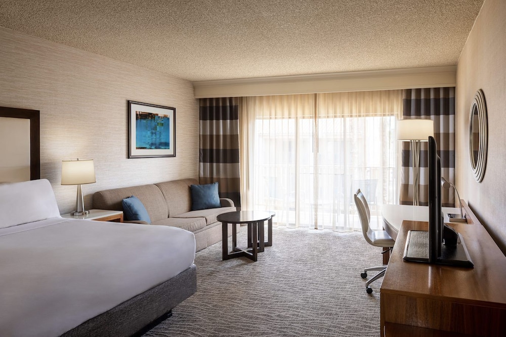 Crowne Plaza Phoenix Chandler Golf Resort by IHG - photo 20