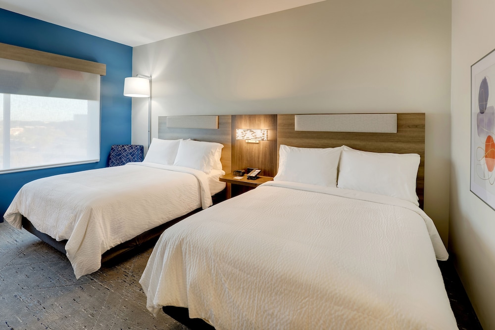 Holiday Inn Express Holly Springs Raleigh Area by IHG - photo 19