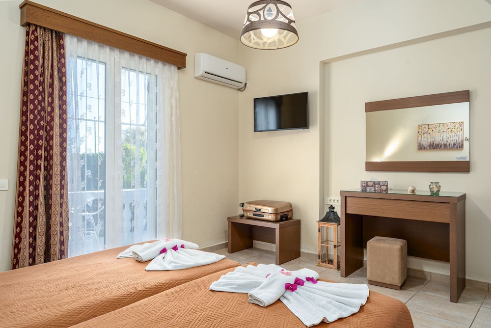 Stathis Rooms — Zakynthos — photo 4