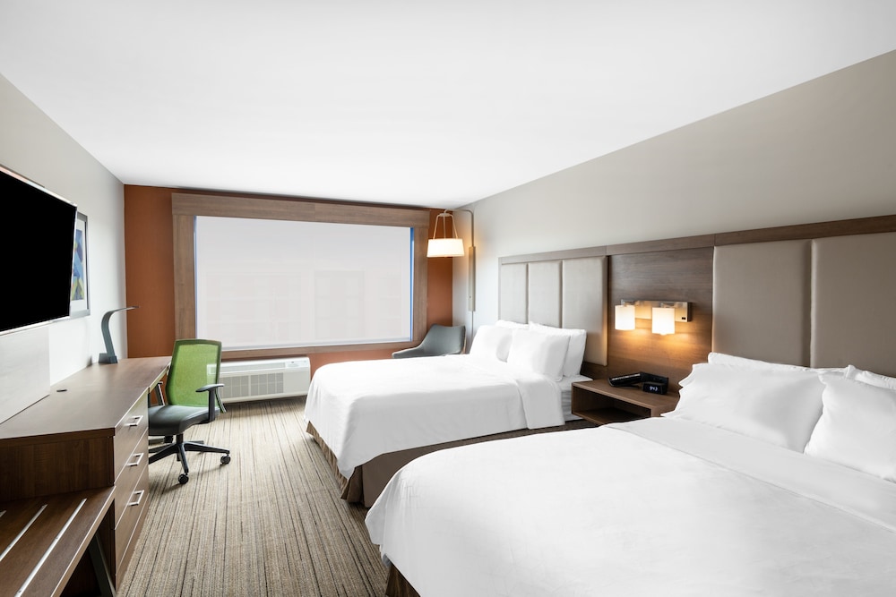 Holiday Inn Express & Suites Phoenix Airport North by IHG - photo 60