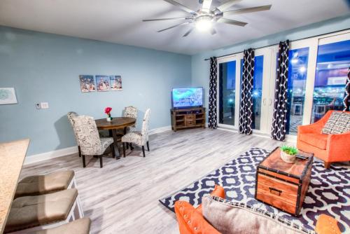 Laketown Wharf Resort 416 By Aneliya - photo 16