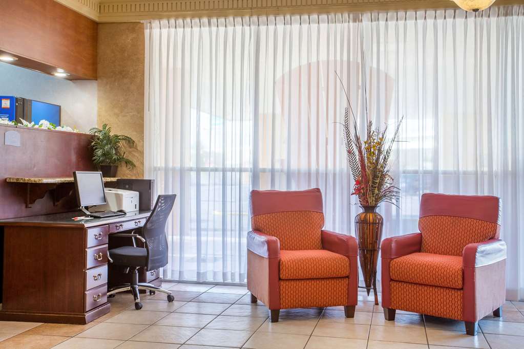 Howard Johnson by Wyndham Lakeland - photo 29