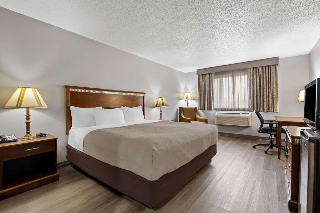 Quality Inn near Monument Health Rapid City Hospital - photo 21