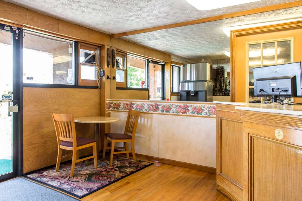 Rodeway Inn & Suites Branford Guilford — Branford — photo 5