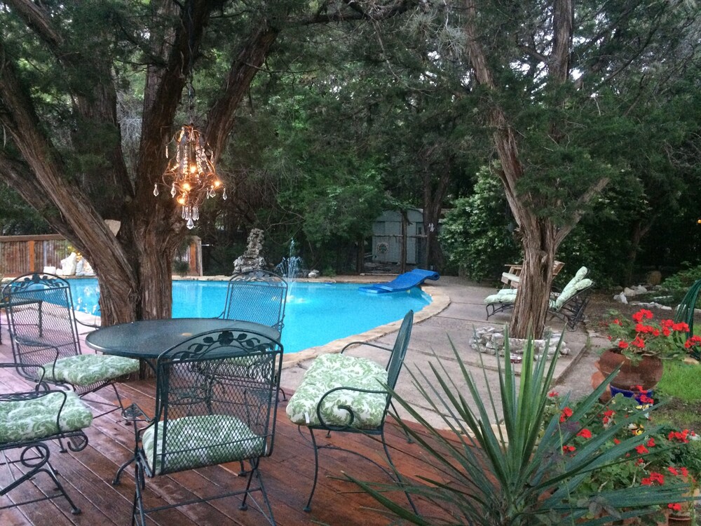 Casa del Sol Bed and Breakfast — 4-Star Luxury Hotel in Austin, United States
