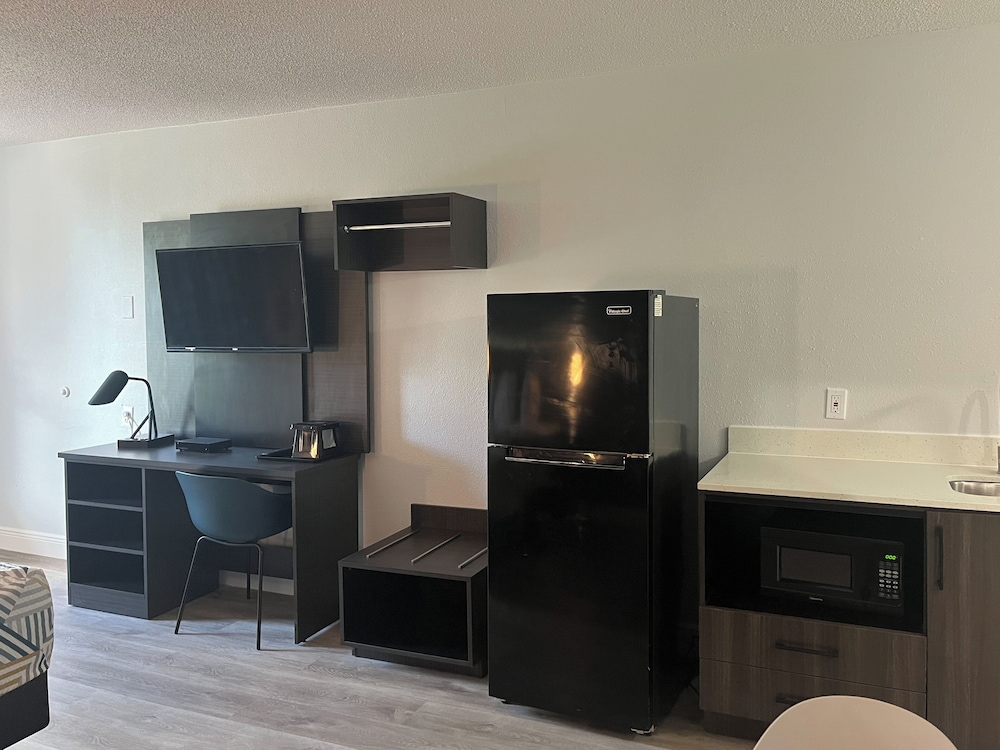 Studio 6 Hammond LA I12 I55 - photo 15