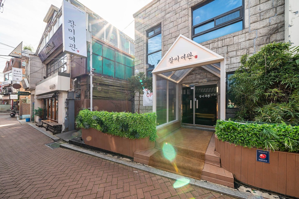 Rose Inn - last minute hotel in Seoul