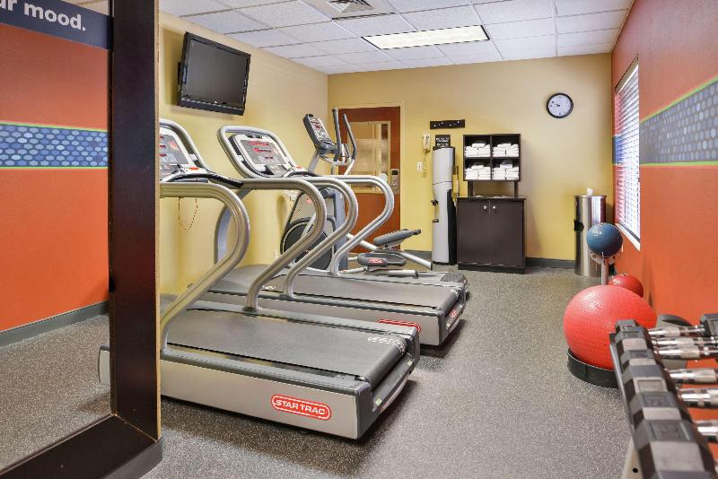 Hampton Inn Greensboro East - photo 95