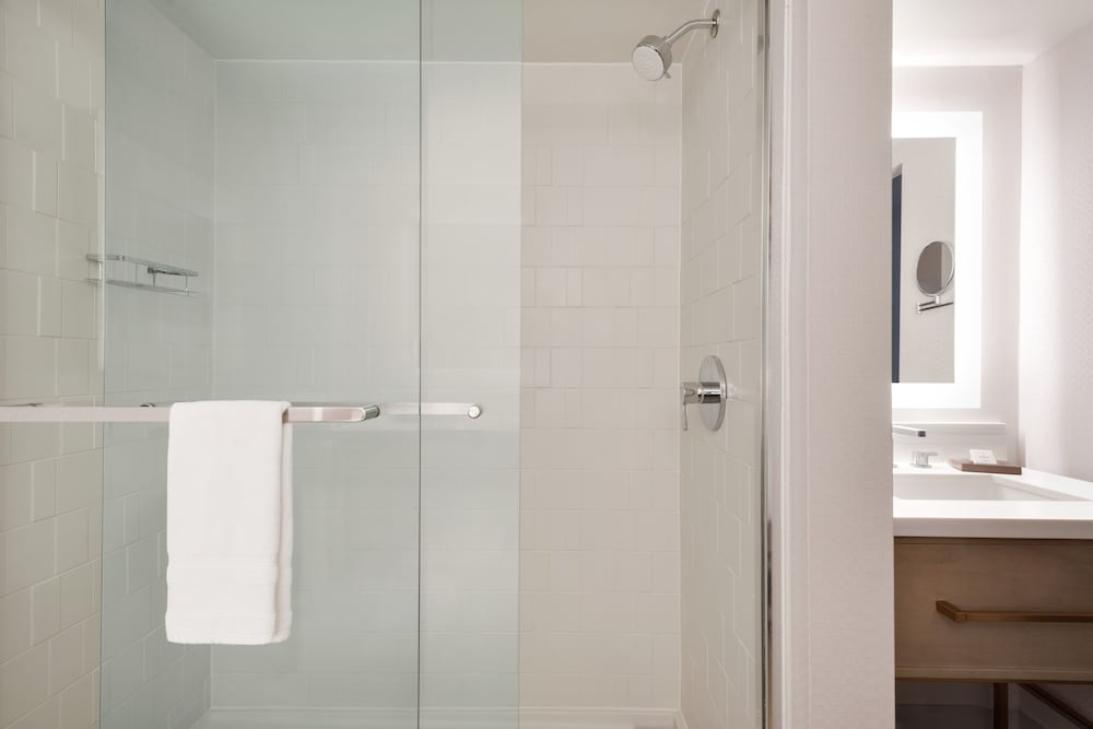 Madison Marriott South - photo 24