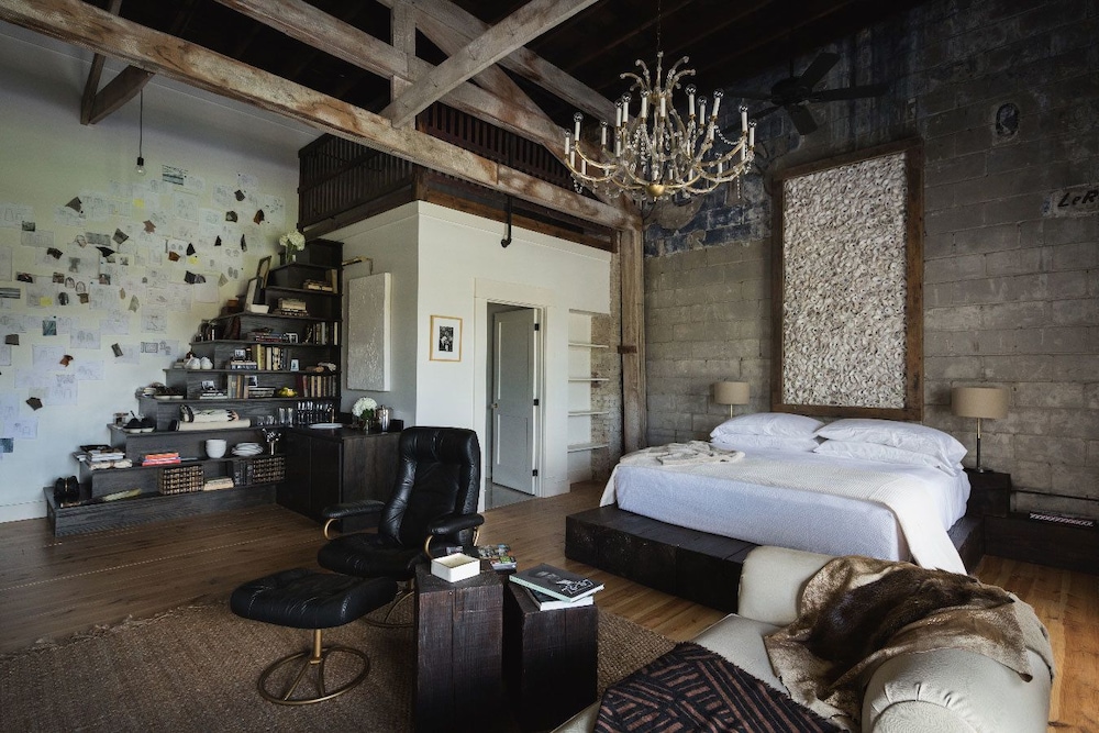 GunRunner Boutique Hotel - photo 4