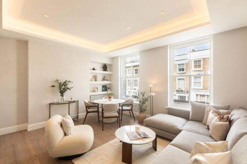 Superb 3 Bed Home Notting Hill — 4-Star Luxury Hotel in London, United Kingdom