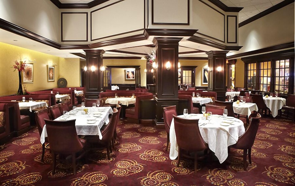 Riverside Casino & Golf Resort - photo 10