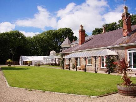 Broadway Country House — 4-Star Luxury Hotel in Carmarthen, United Kingdom