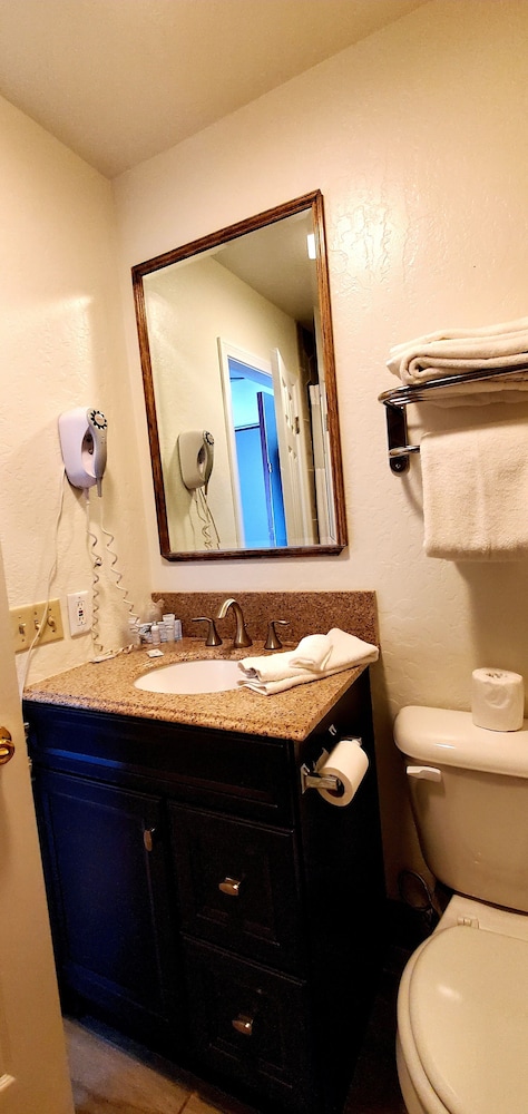 Big Bear Lakefront Lodge - photo 98