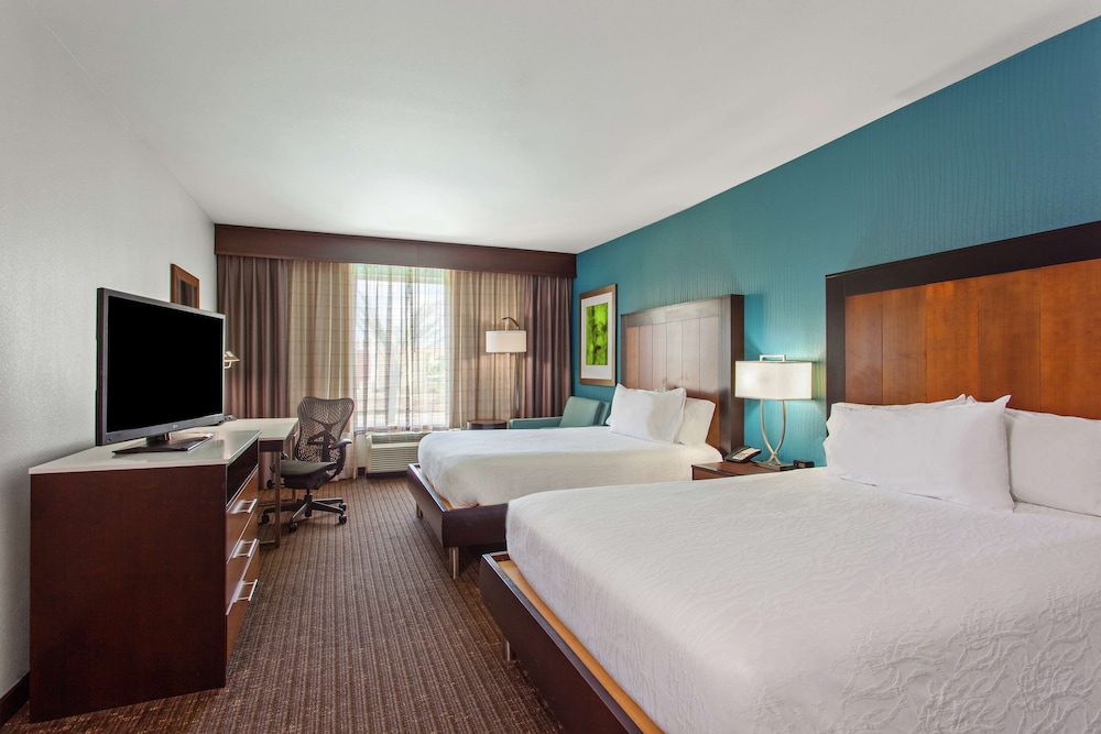 Hilton Garden Inn Victoria - photo 11