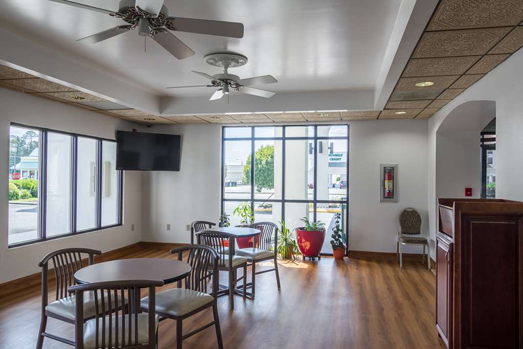 Motel 6 Waycross - photo 24