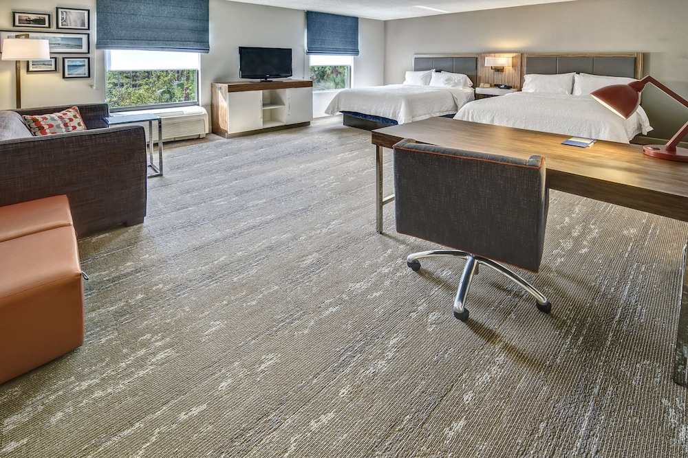 Hampton Inn & Suites Fort Myers Estero FGCU - photo 9
