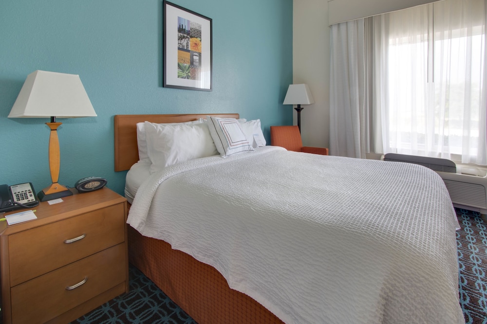 Fairfield Inn & Suites by Marriott Clermont - photo 7