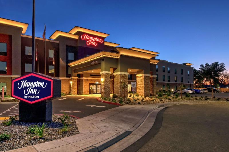 Hampton Inn Fresno Airport in Fresno, United States