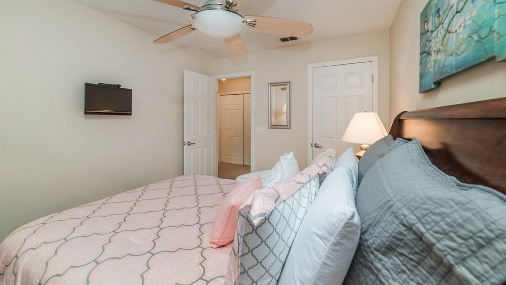 Enjoy Orlando With Us Reunion Resort Feature Packed Spacious 3 Beds 2 Baths Townhome 6 Miles To Disney - photo 4