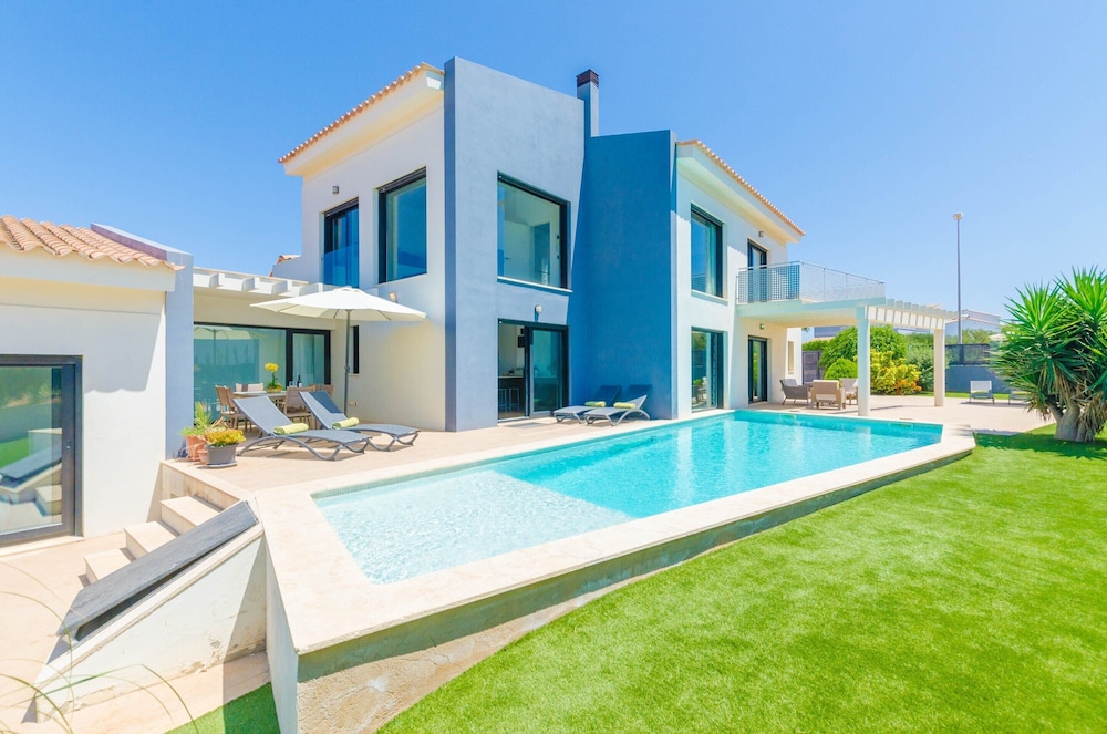 La Primera Villa — 4-Star Luxury Hotel in Llucmajor, Spain