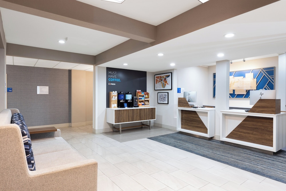 Holiday Inn Express Redding North by IHG - photo 42
