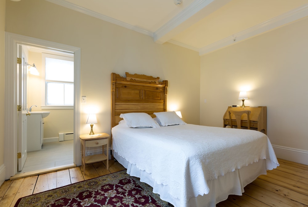 The Salem Inn - photo 4