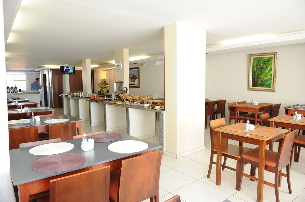 Ouro Cerrado Palace Hotel — hotel in Patrocinio