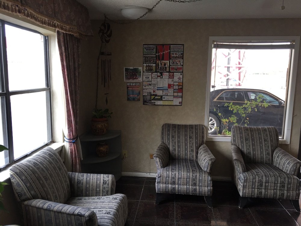 Inn At Mexia - photo 3