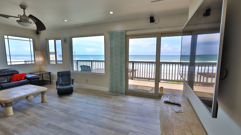 Driftwood Beach Motel - photo 34