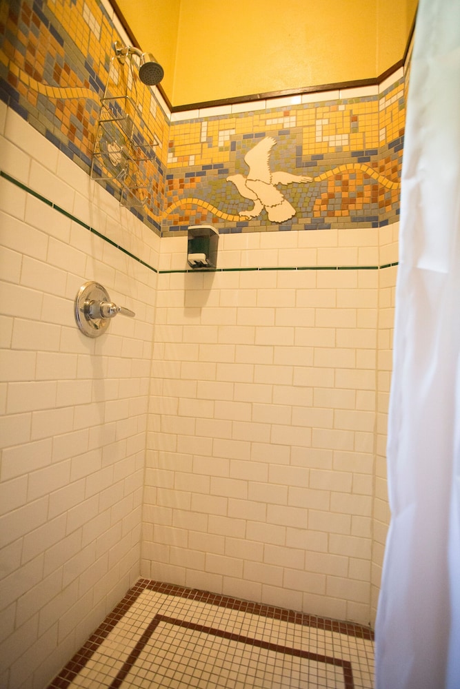 McMenamins White Eagle - photo 12