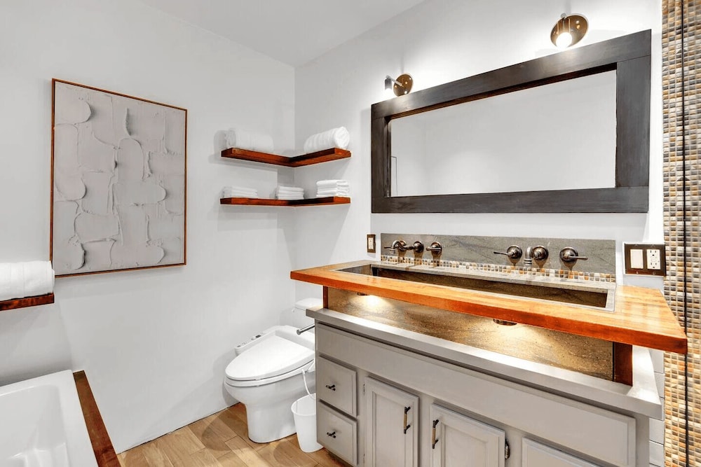 Dos Palos by Avantstay Mod Hollywood Sanctuary - photo 16