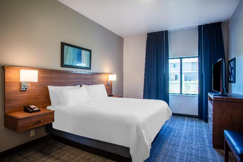 Staybridge Suites Sioux Falls Southwest by IHG - photo 22