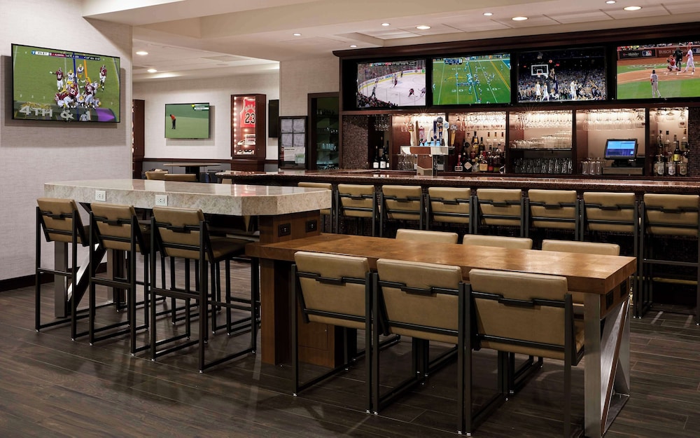 Hilton Chicago O'Hare Airport - photo 64