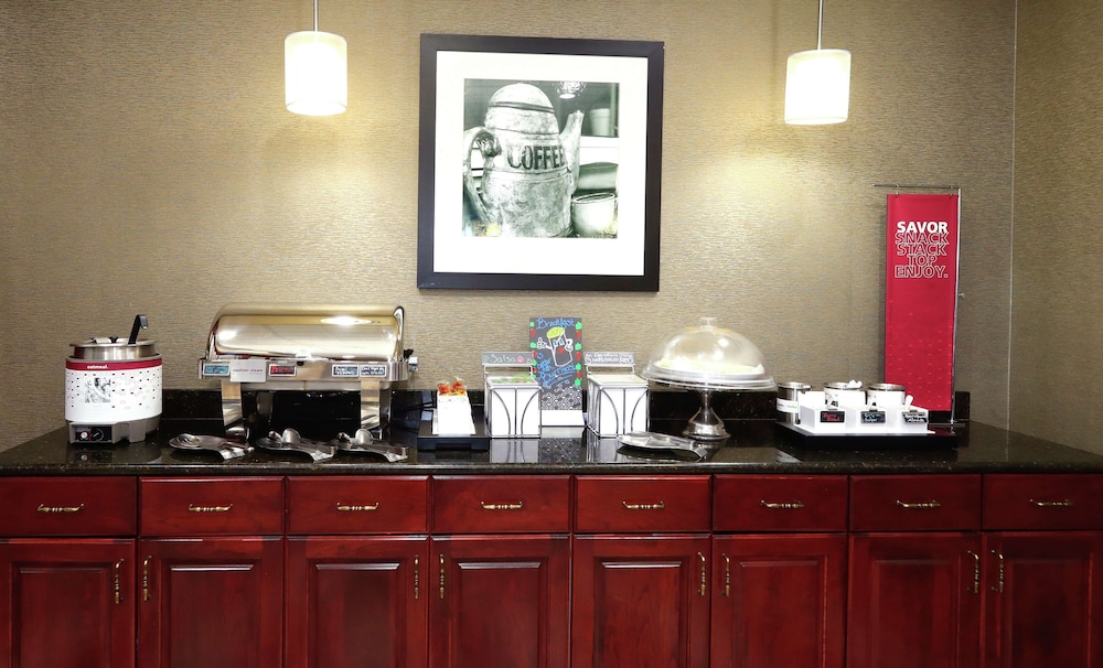 Hampton Inn & Suites Lamar - photo 107