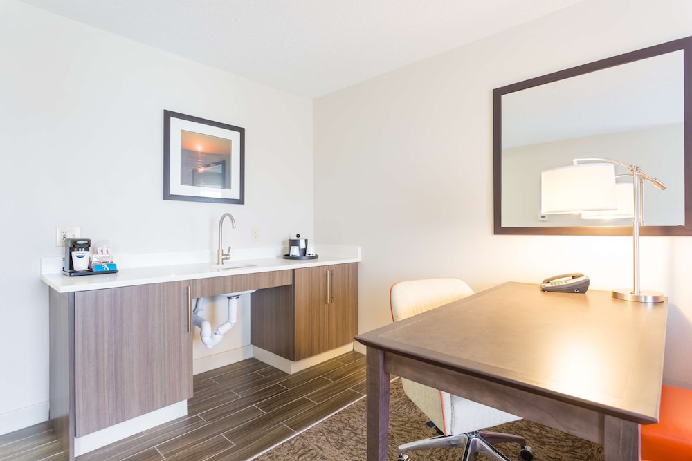 Hampton Inn Havelock - photo 23