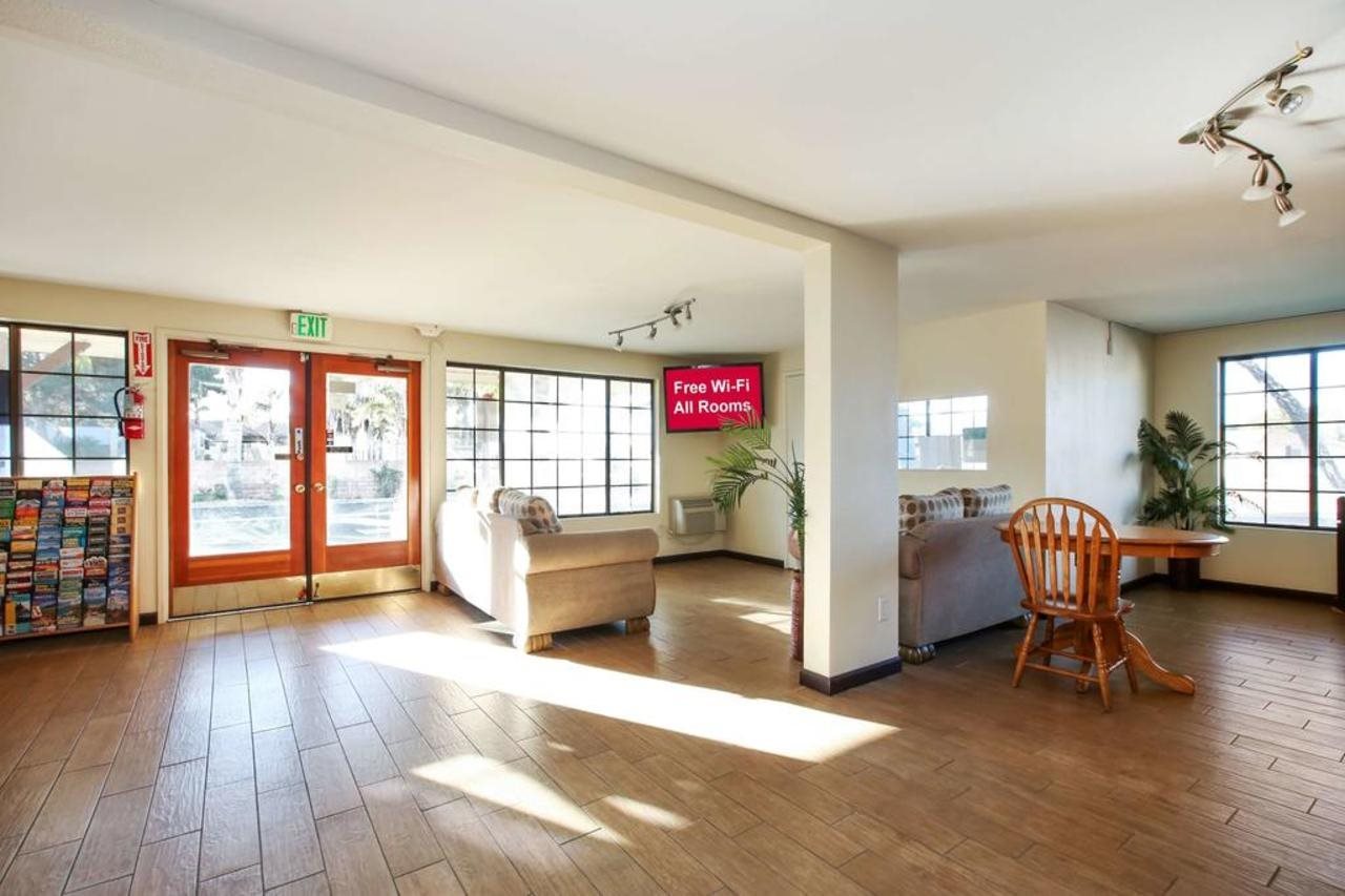 Red Roof Inn Lompoc - photo 13
