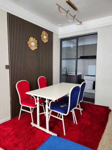 Indesign suits JkIA - last minute hotel in Nairobi