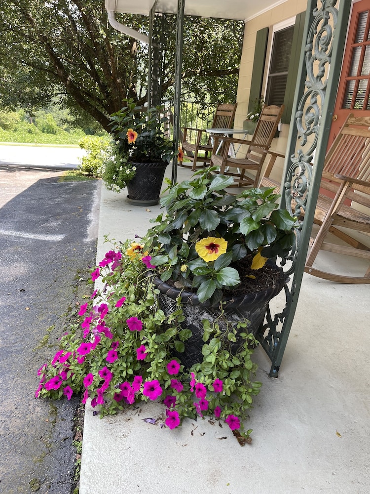 Mountain Aire Cottages & Inn - photo 150