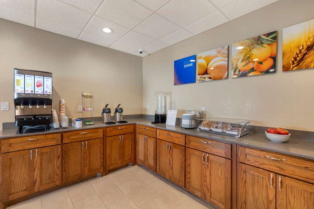 Comfort Inn & Suites Euless DFW West - photo 28